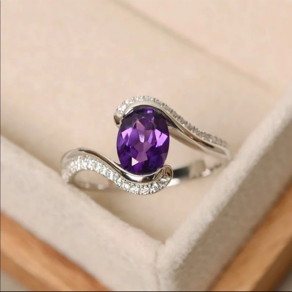 New Women’s 925 Silver Amethyst Ring - Picture 5 of 6